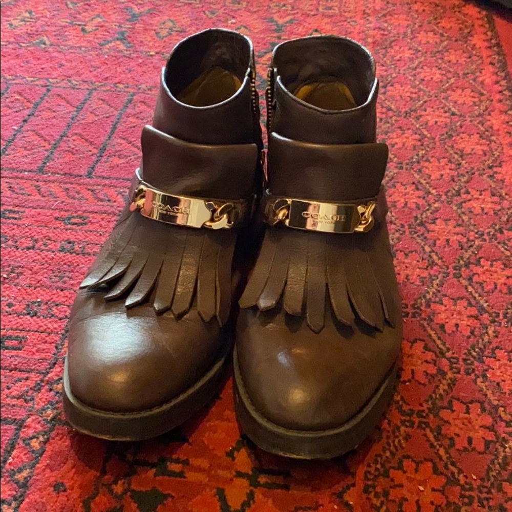 Coach brown booties with gold chain detail